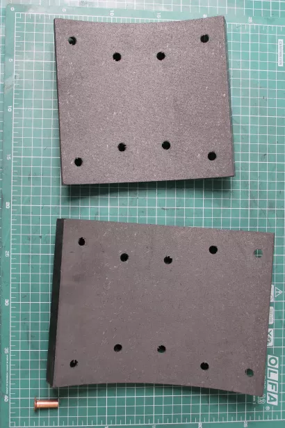 Накладки тормозные (Front, комплект на ось) CREATEK, (CK8509B) для грузовиков *