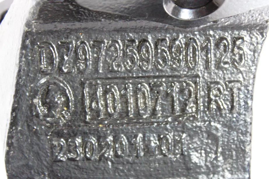 Кронштейн ДВС (RL) SHAANXI, X3000 для грузовиков *