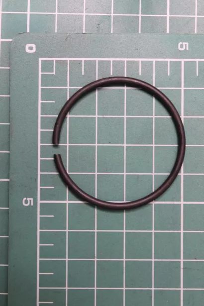 Кольцо стопорное подшипника МКД SHAANXI, X6000, HDZ440 для грузовиков *