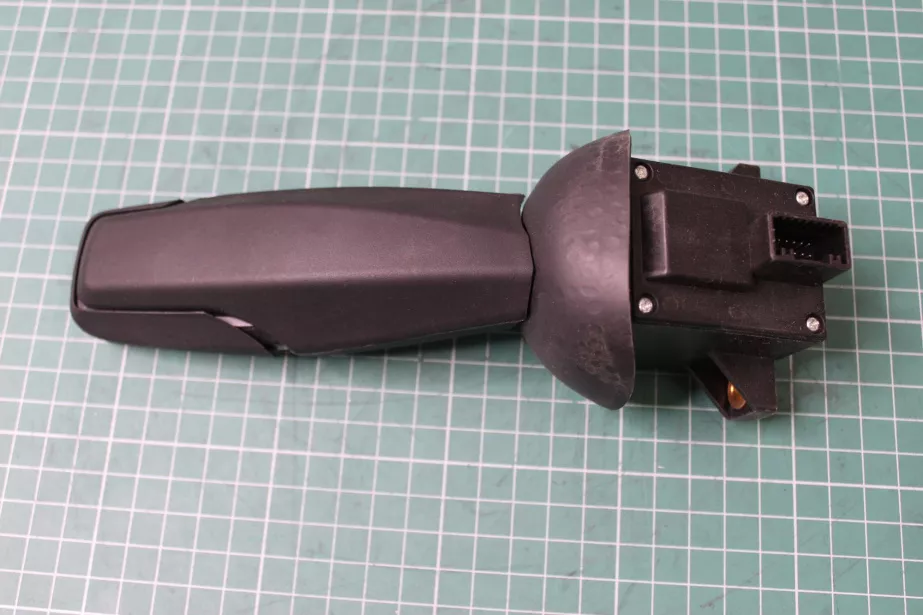 Переключатель подрулевой (L) SHAANXI, X6000 для грузовиков *