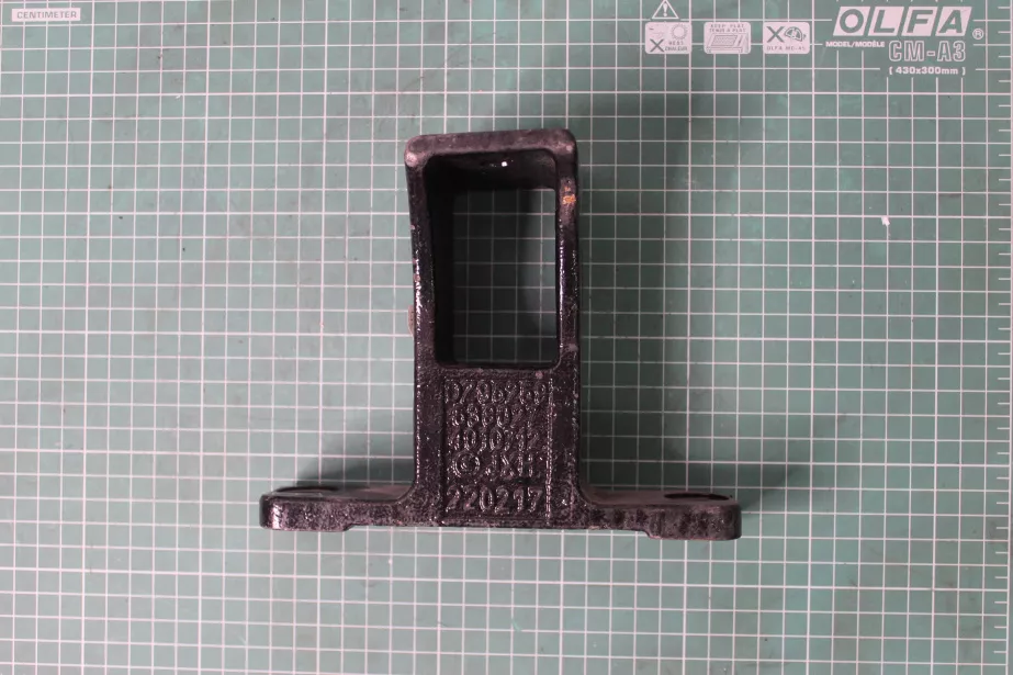 Кронштейн радиатора (L) SHAANXI, X3000 для грузовиков *