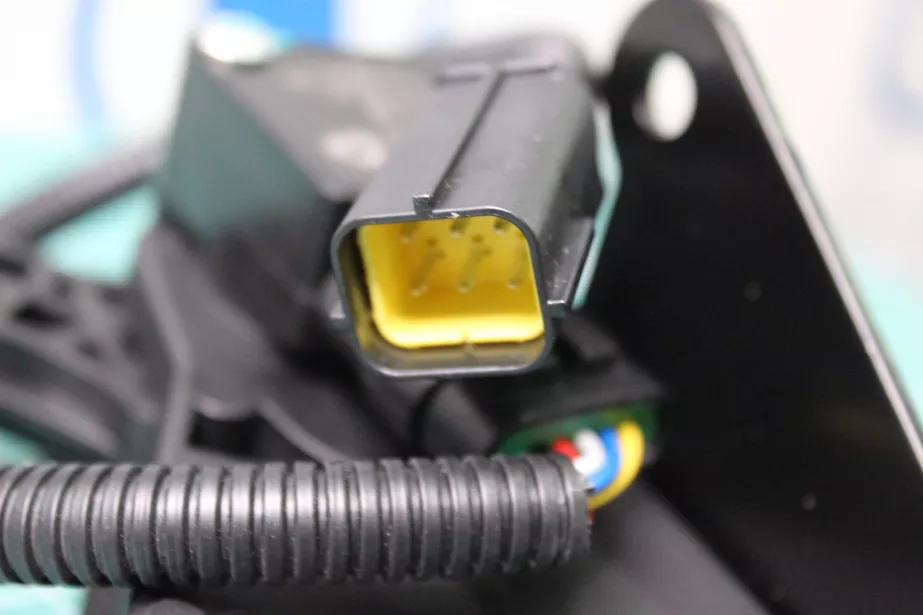 Педаль газа (ДВС WEICHAI) SHAANXI, X3000 для грузовиков *