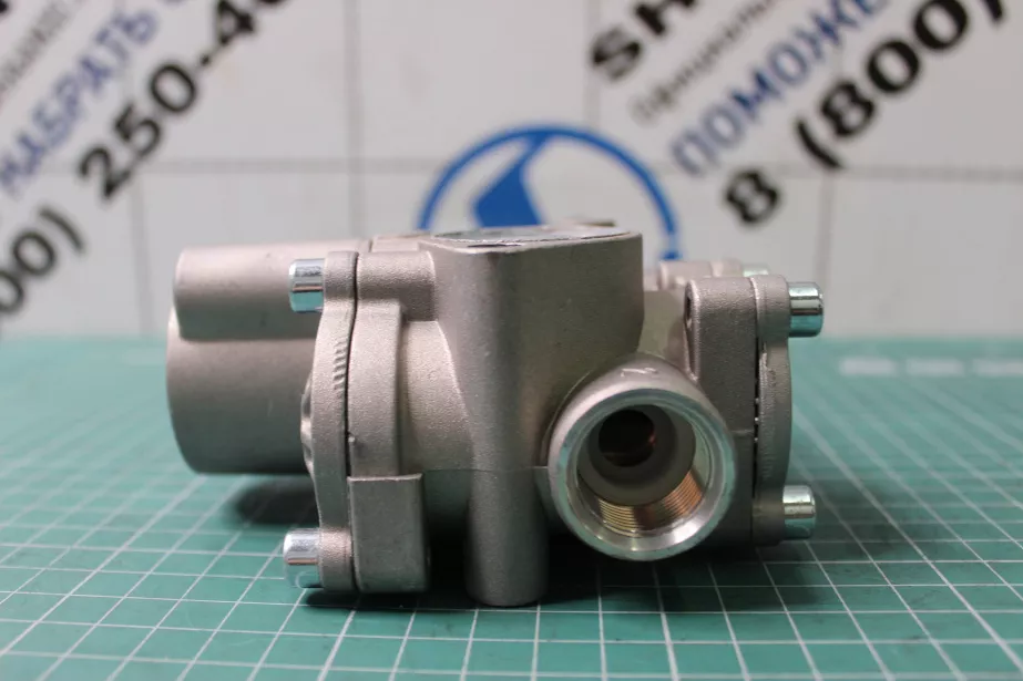 Кран (клапан) электромагнитный ABS HOWO для грузовиков *