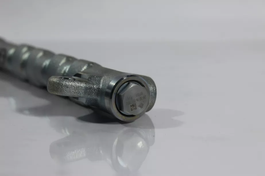 Рампа топливная SITRAK, C7H для грузовиков *