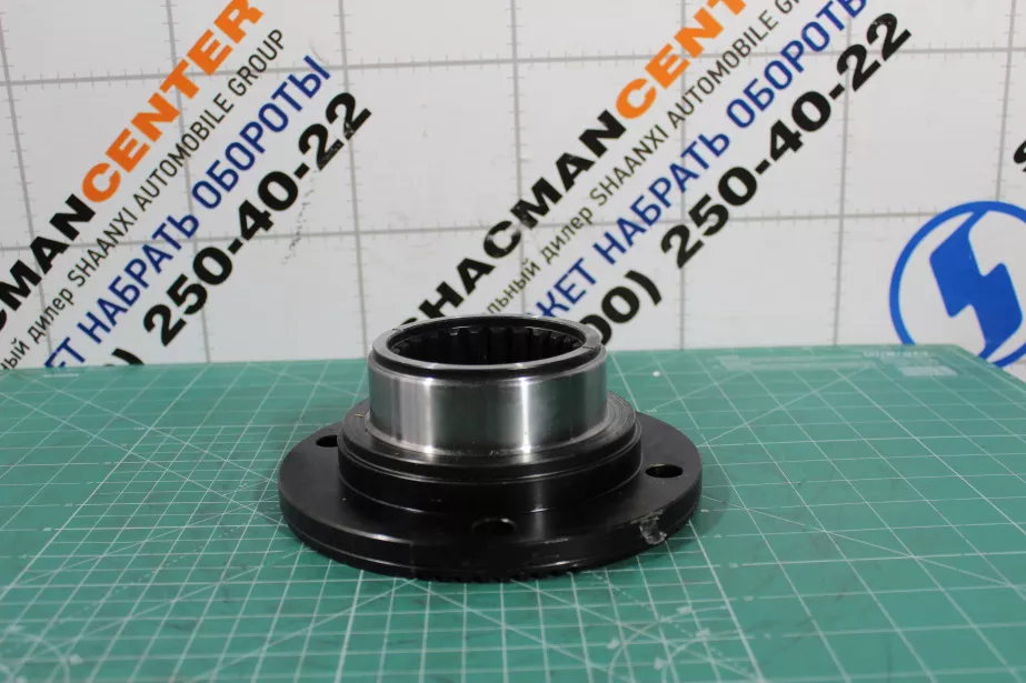 Фланец выходного вала D180, H67, Z24, (180*67*4) SHAANXI, РК ZQC2000-57E для грузовиков *