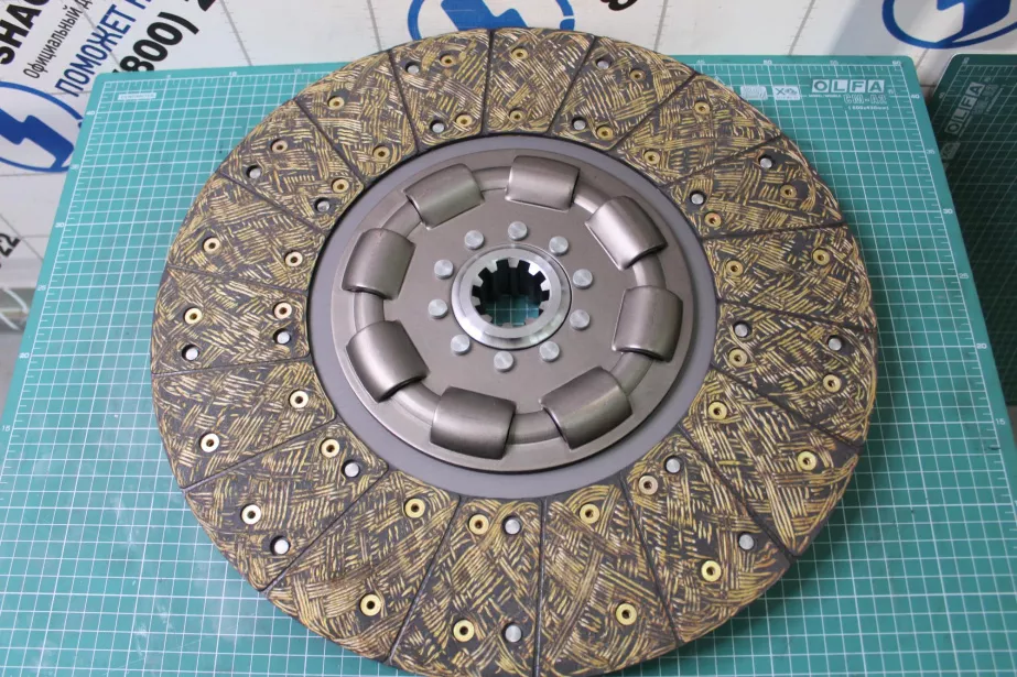 Диск сцепления 430*44.7 SACHS SHAANXI, (DZ1560160014) для грузовиков *