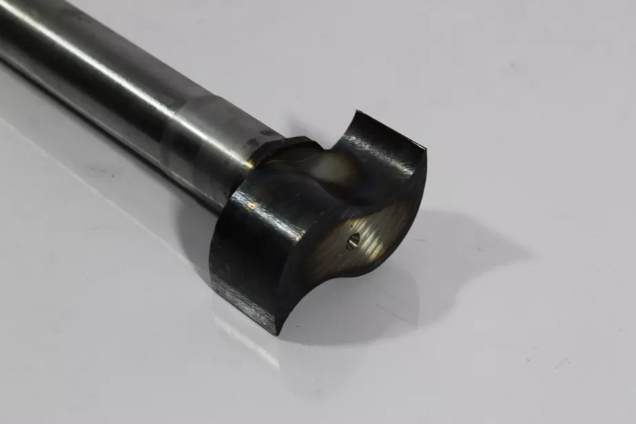 Вал тормозной (RL, мост MCP16) SITRAK, T5G, C7H для грузовиков *