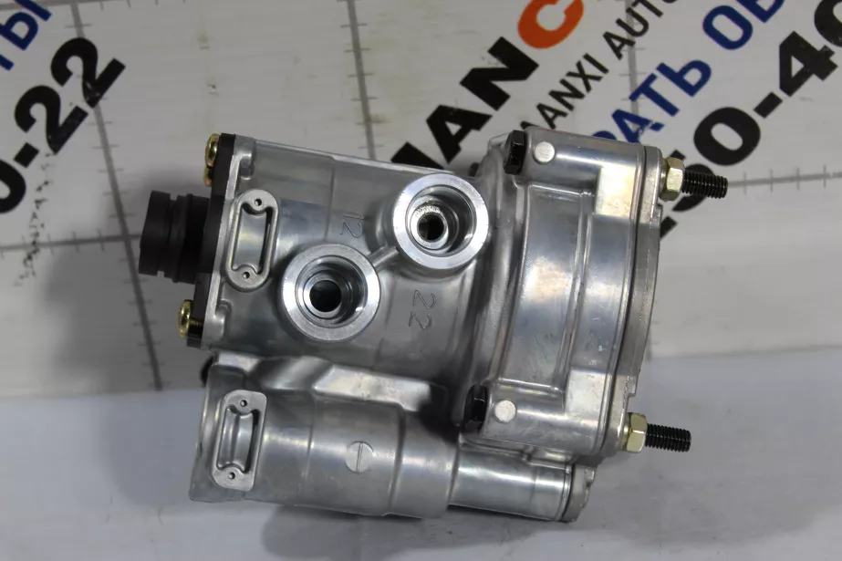 Колодка тормозная (Rear, 24 отверстия) SITRAK, T5G, (711-50200-6310) для грузовиков *