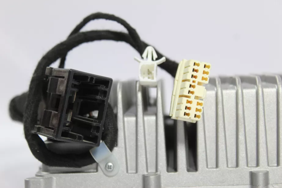 Преобразователь напряжения (24-220V 1200W) SHAANXI, X6000, X5000 для грузовиков *