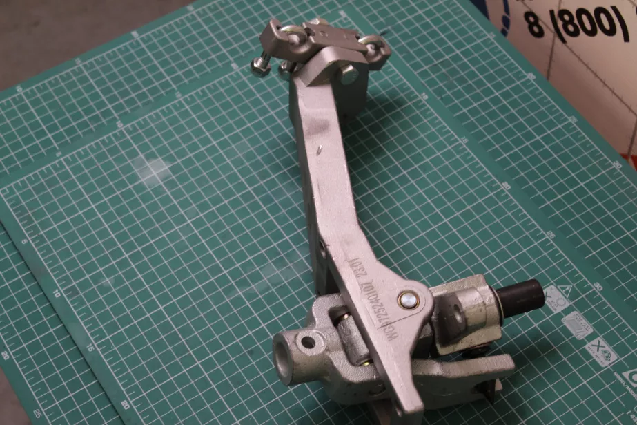 Кулиса КПП HOWO для грузовиков *