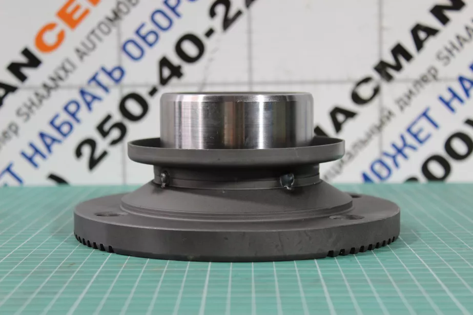 Фланец среднего моста D180, Z31, (31 шлиц 180*75*4) SHAANXI, HDZ300, AC16 для грузовиков *