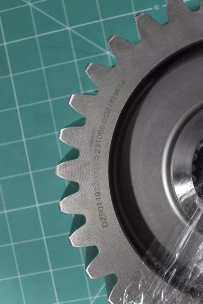 Шестерня ведомая среднего моста X3000 (32 зуб.) SHAANXI. для грузовиков *