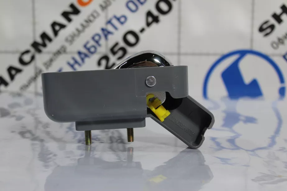 Ручка двери внутренняя (L) SHAANXI, X3000. для грузовиков *