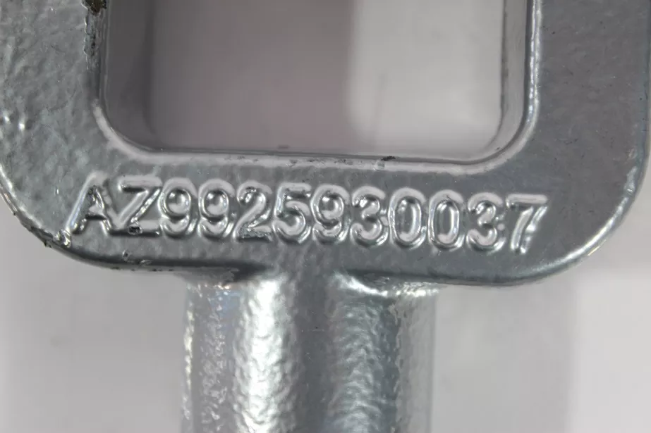 Вилка буксировочная (с резьбой) HOWO для грузовиков *