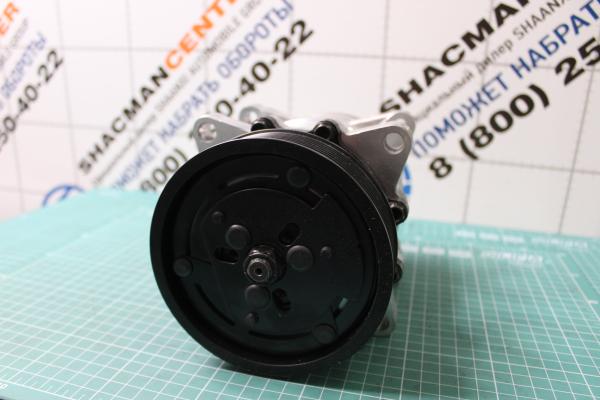 Компрессор кондиционера (ручейковый) FAW, J6