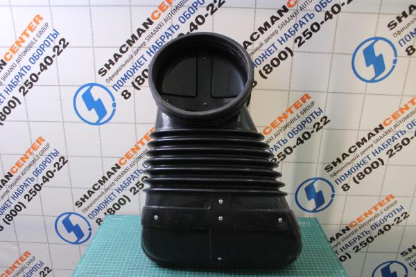 Патрубок воздухозаборника (впускной) FAW, J6