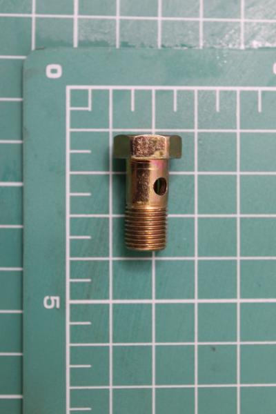 Болт D10, L22, (штуцерный) HOWO