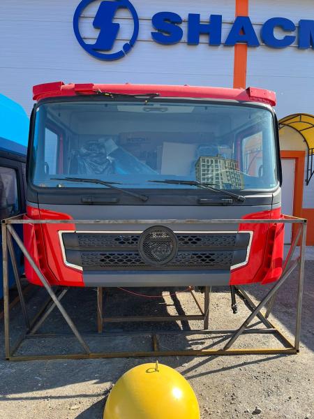 Кабина (Красный, 1 комплекции, двигатель WEICHAI) SHAANXI, X3000