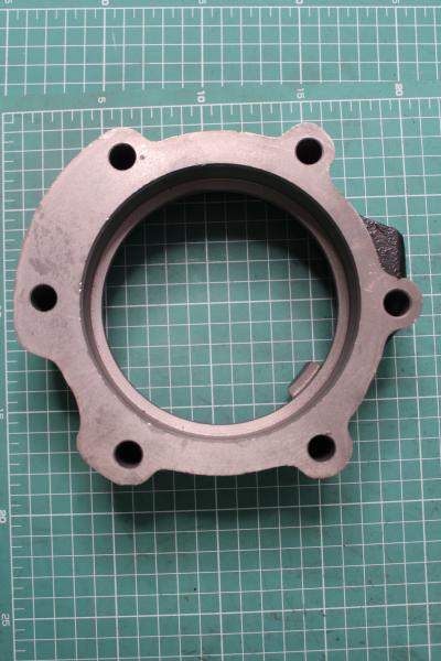 Крышка заднего подшипника выходного вала FULLER