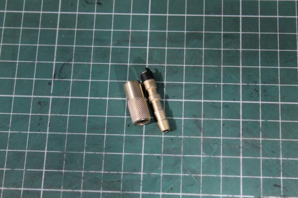 Наконечник шланга подкачки (Желтый, Металл, 6мм, накручивающийся) КНР