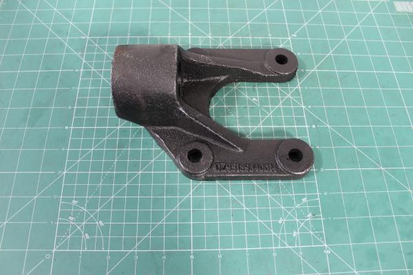 Кронштейн буксировочного крюка (R) SHAANXI, F3000