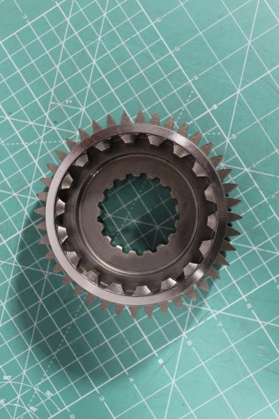 Шестерня ведущая демультипликатора