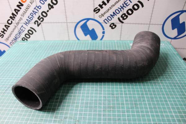 Патрубок радиатора D70, (Верхний, изогнутый) FAW