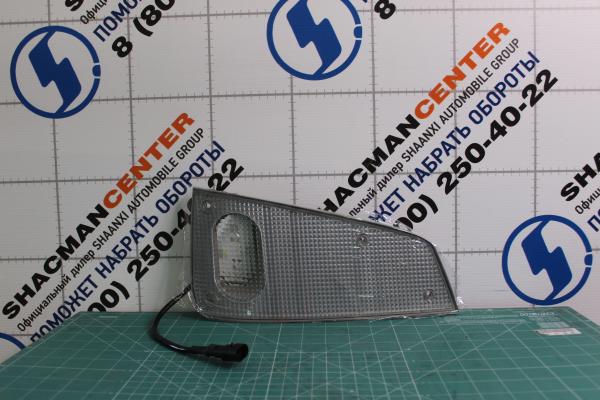 Фонарь солнцезащитного козырька (R, Белый, Пластик) SITRAK, T5G