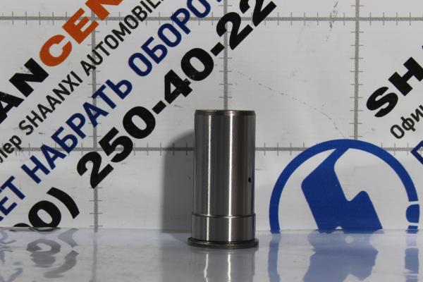 Вал промежуточный задней передачи (L) HOWO