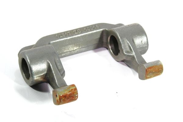 Вилка сцепления L420, FULLER