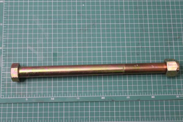 Болт D22, L300, (крепления подушки задней рессоры) HOWO