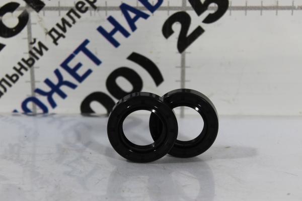 Сальник насоса подъёма кузова (24*40*10) SHAANXI