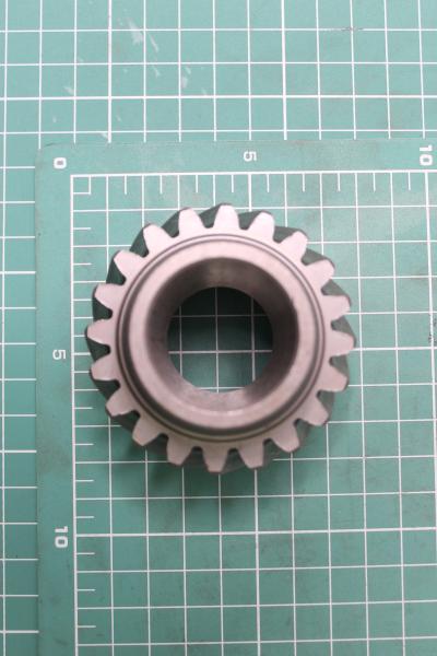 Шестерня привода компрессора WD618, WP10 (d=27*32) с широким конусом SHAANXI, (612600130173).