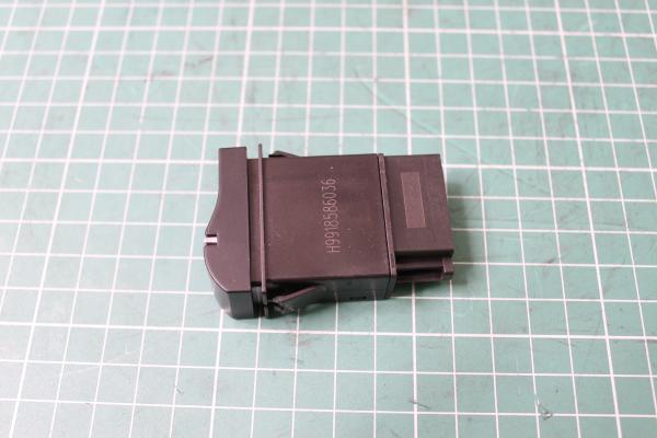 Клавиша включения горного тормоза SITRAK, T5G