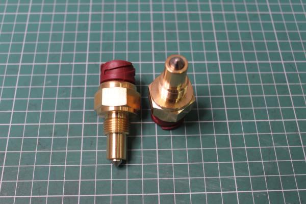 Датчик заднего хода SITRAK, T5G