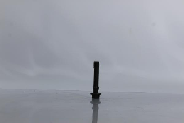 Болт маховика MC11 D16, L80, SITRAK