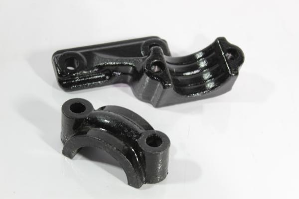 Кронштейн переднего стабилизатора к переднему мосту (L) SHAANXI, X3000, 6X6