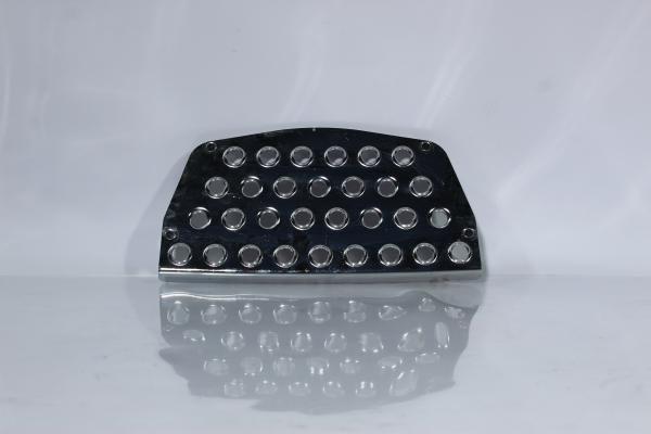 Ступенька нижняя металлическая (L) SITRAK, C7H