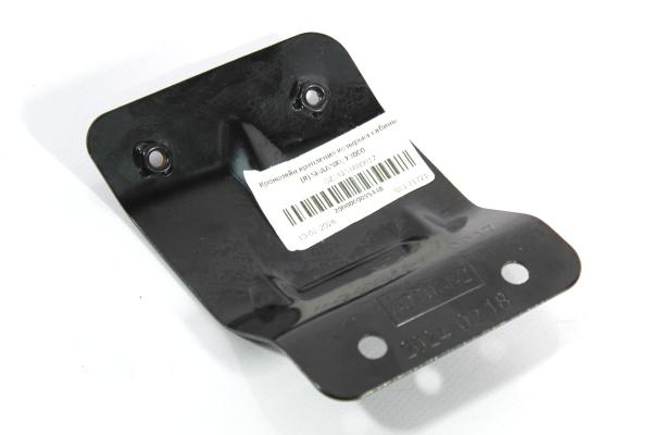 Кронштейн крепления козырька кабины (R) SHAANXI, X3000