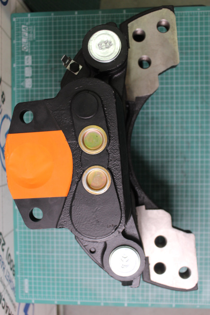 Суппорт тормозной (FR) SHAANXI, X6000 для грузовиков *