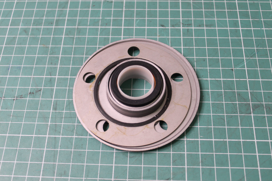 Сальник водяного насоса CUMMINS, ISM11. для грузовиков *
