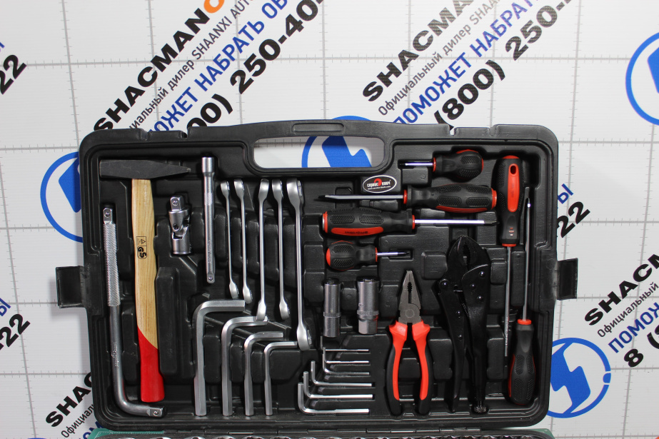 Набор инструментов (142 предмета) СервисКлюч. для грузовиков *