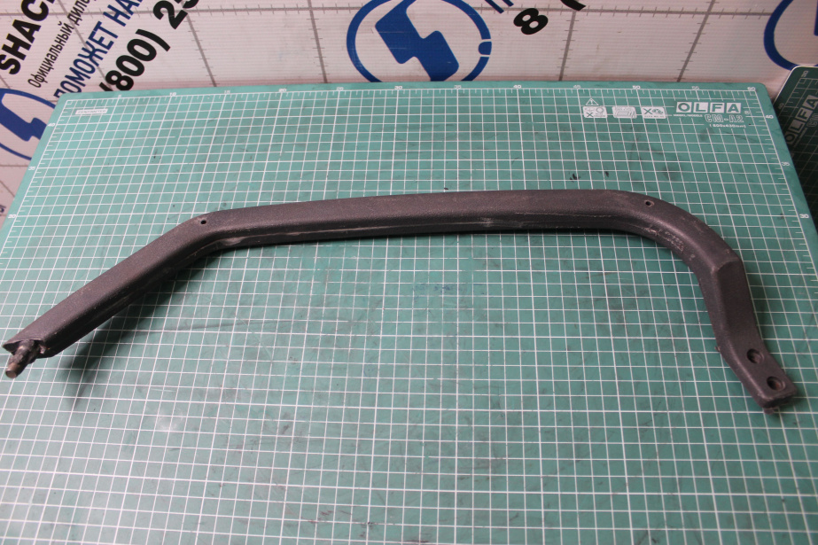 Ручка для подъёма в кабину пассажирская (R) SHAANXI для грузовиков *