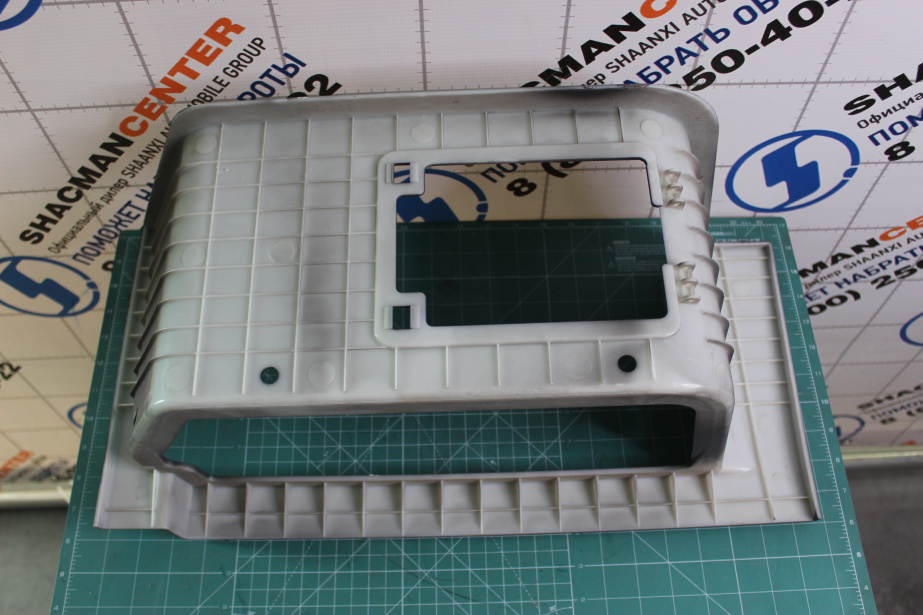 Подножка (R, нижняя) SHAANXI, X5000 для грузовиков *