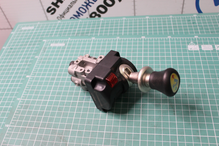 Кран подъема кузова (3 выхода) CREATEK, (CK8868) для грузовиков *