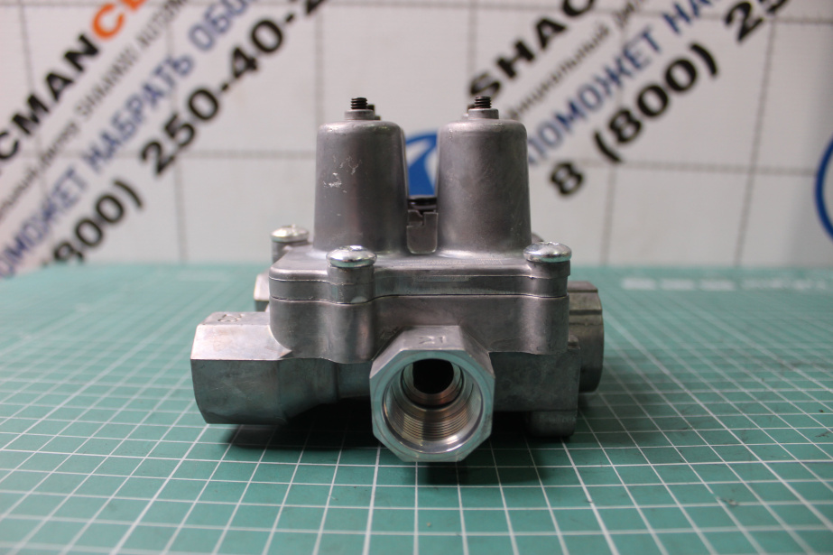 Клапан защитный тормозной системы ( 4-х контурный) HOWO, A7 для грузовиков *