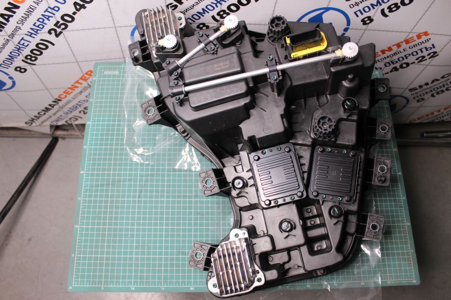 Фара (L) SHAANXI, X6000 для грузовиков *