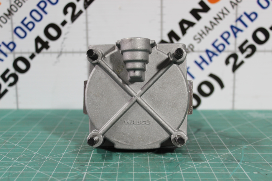 Клапан воздушный тормозной (ускорительный) SHAANXI, X3000, X6000 для грузовиков *