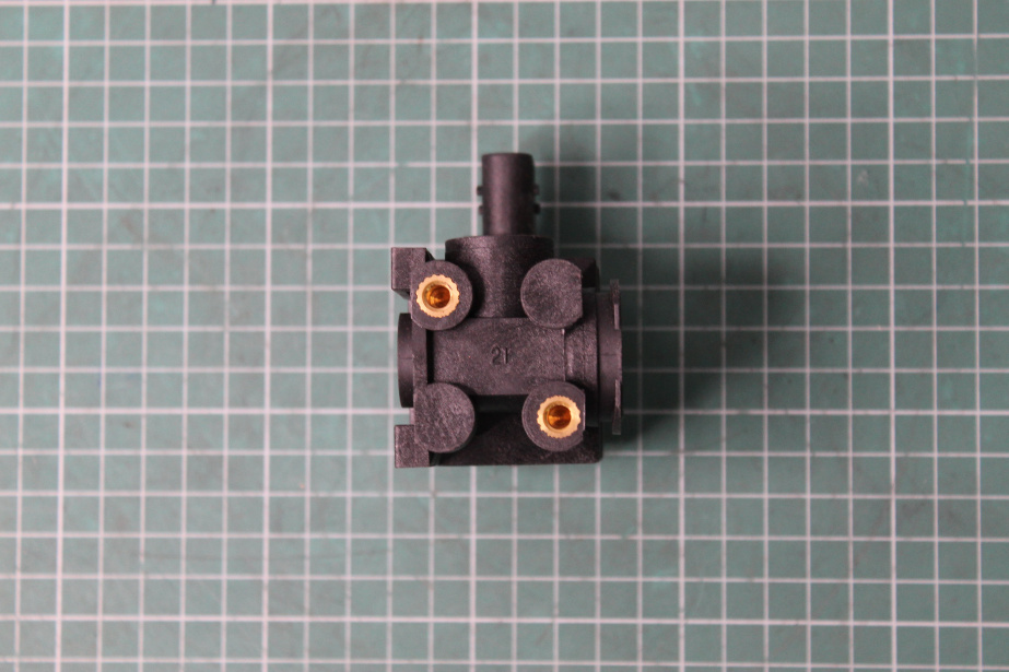 Клапан электромагнитный соленоид SHAANXI, X6000 для грузовиков *