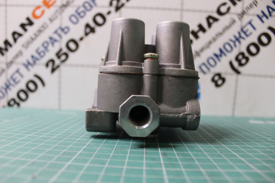 Клапан защитный тормозной системы (4-х контурный) HOWO, (AZ9100360067) для грузовиков *